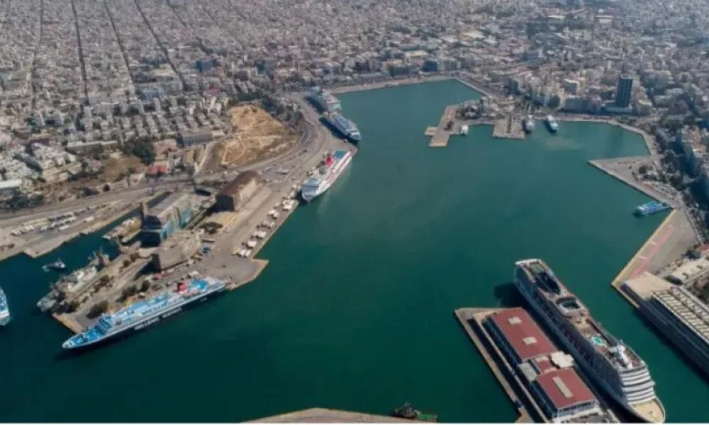 Έληξε η απεργία στο λιμάνι του Πειραιά